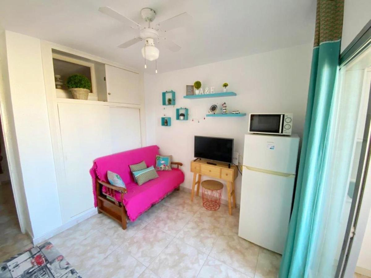 נרחה Bright Studio With Pool, Torrecilla Beach מראה חיצוני תמונה